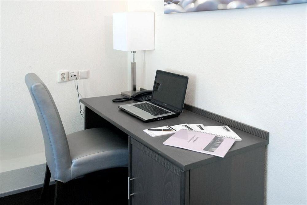 Hotel One Rotterdam Zewnętrze zdjęcie